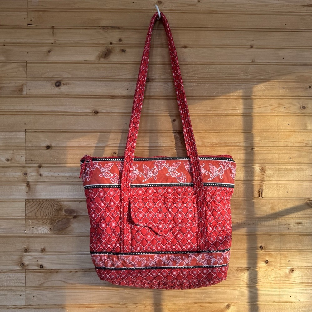 Croft & Barrow Tote Quilted Red Black Print Zipper Pockets Medium Cottage Cute